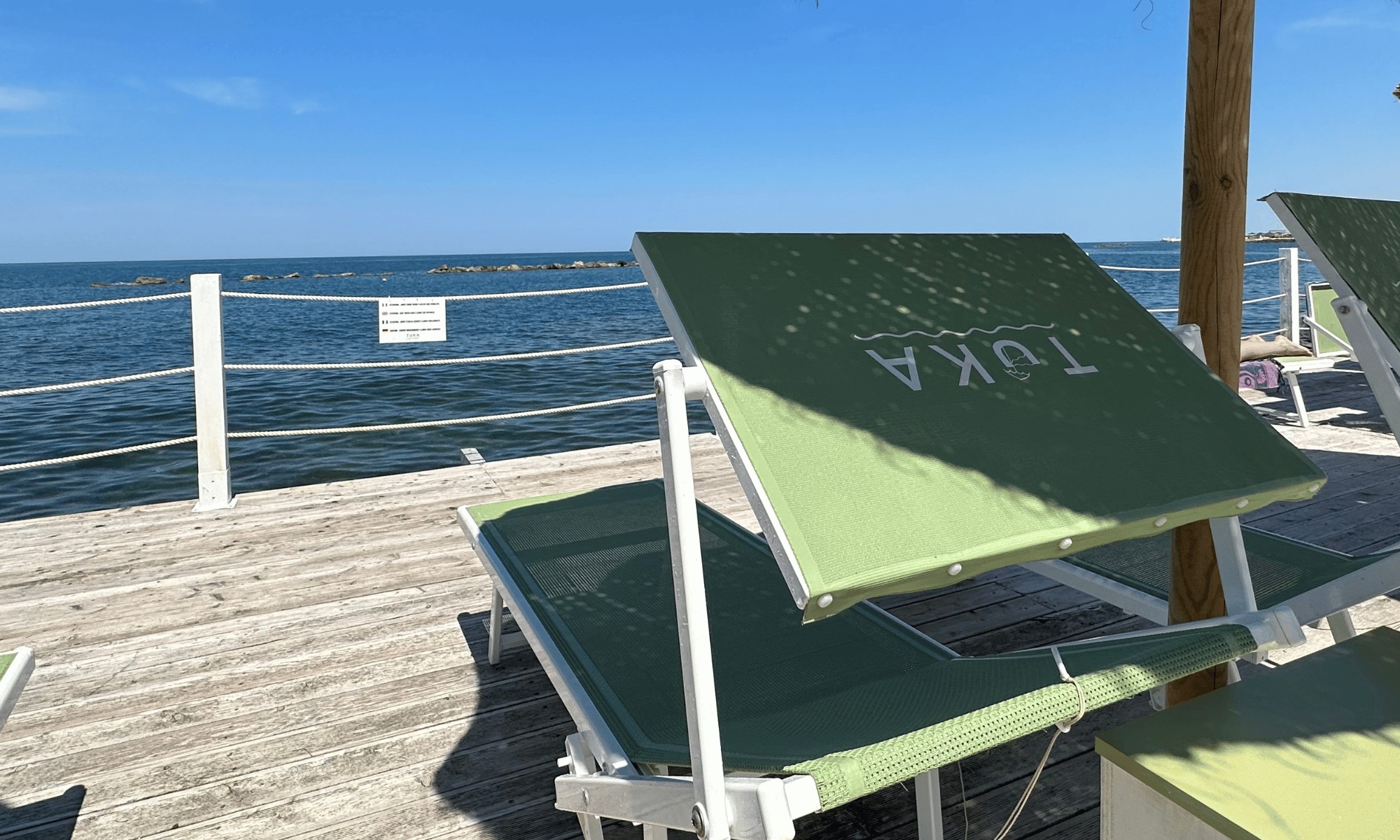 Lettini Tuka Beach sul mare